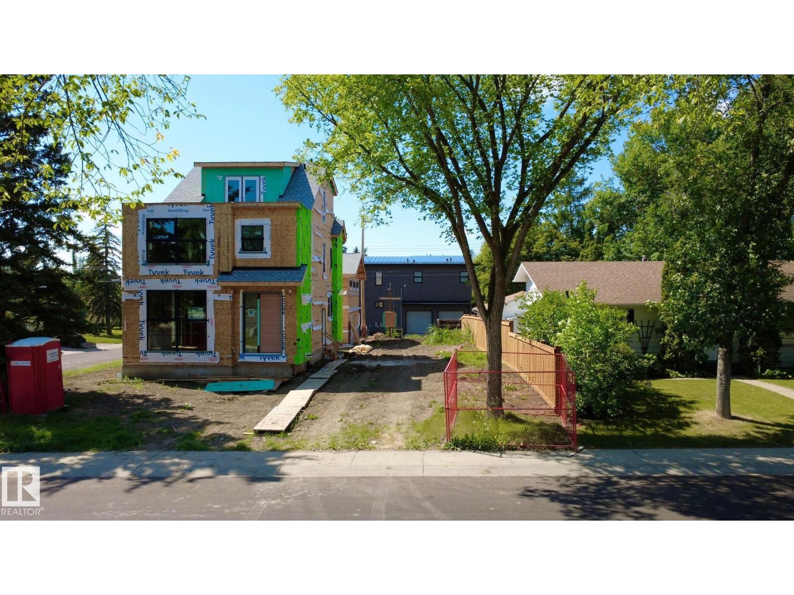 7806 145 St Nw Property Photo 1