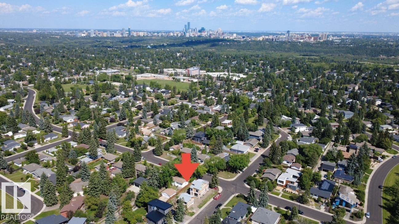 7806 145 St Nw Property Photo 5