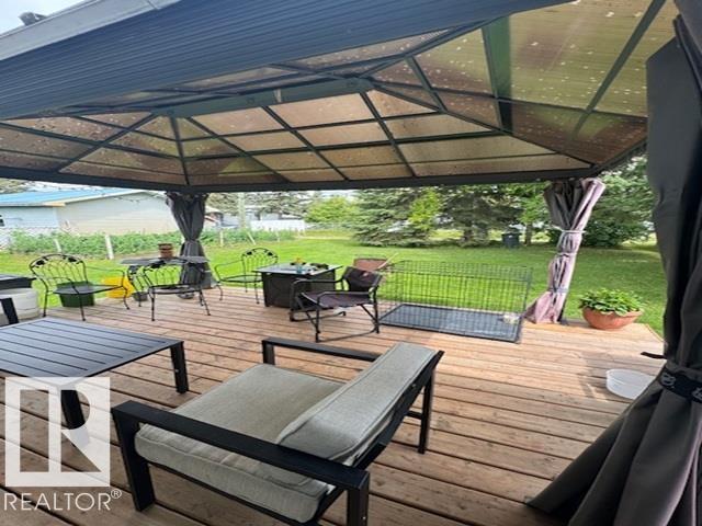 4531 47 St Property Photo 9