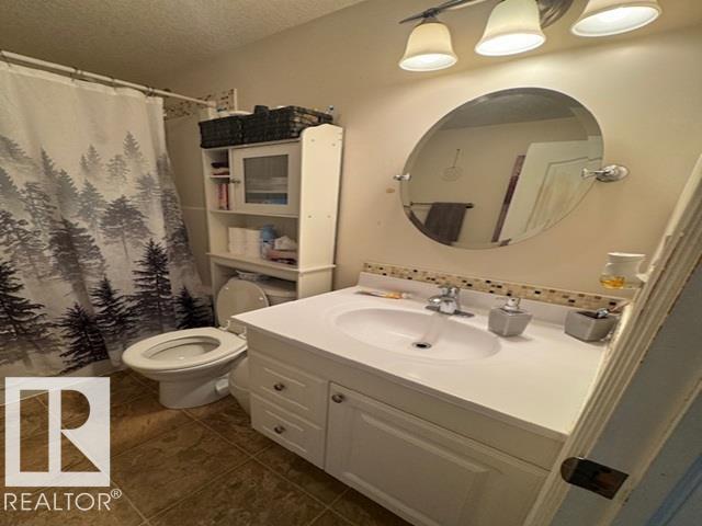 4531 47 St Property Photo 18