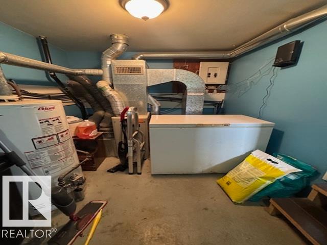 4531 47 St Property Photo 27