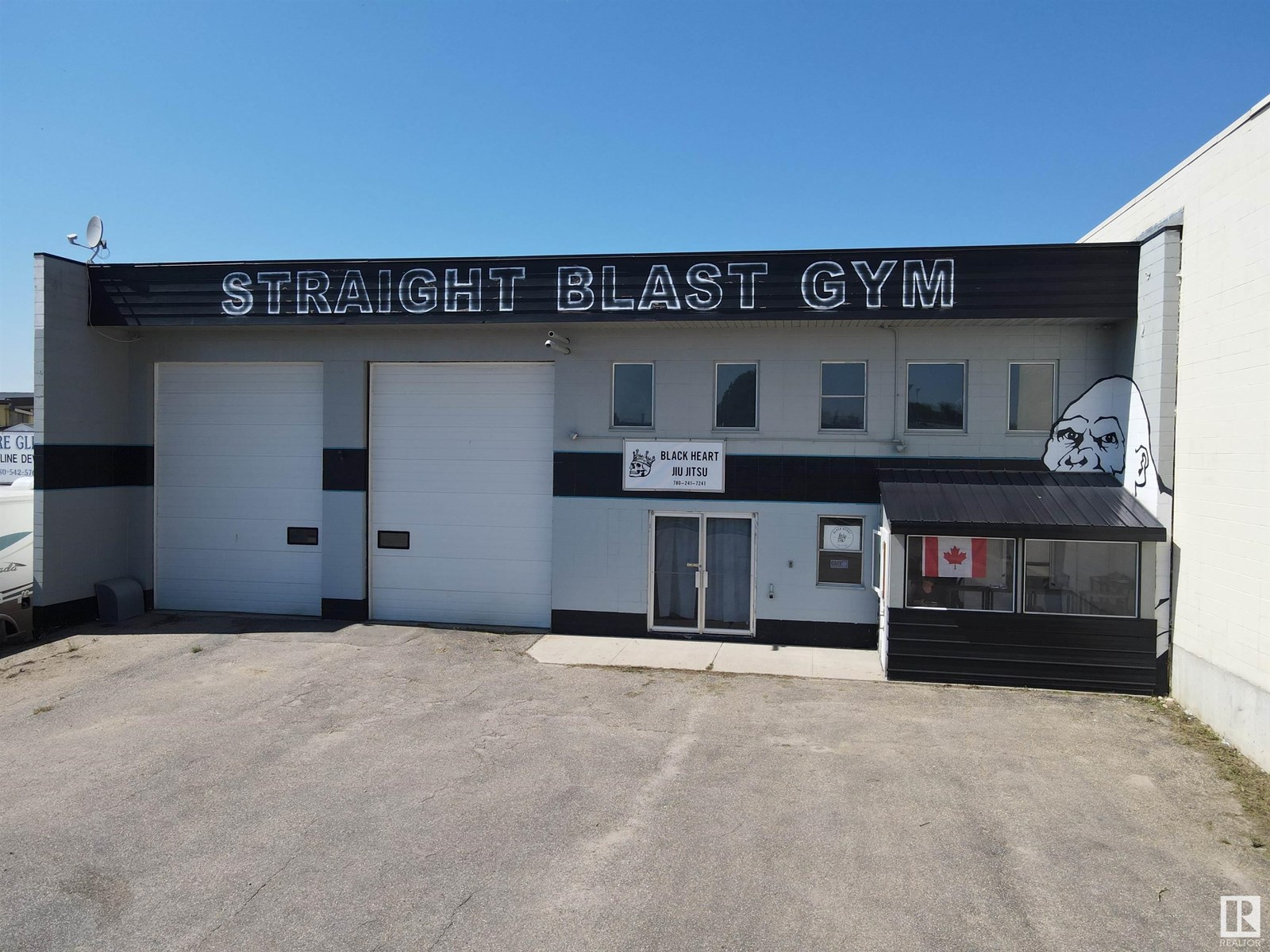 5516 53 Av Property Photo 1