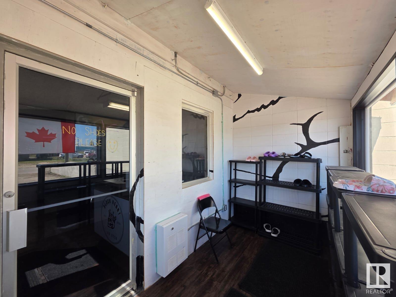 5516 53 Av Property Photo 5