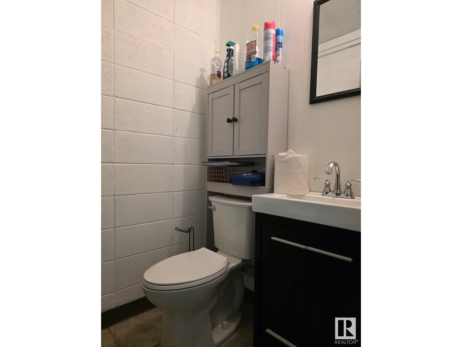 5516 53 Av Property Photo 36