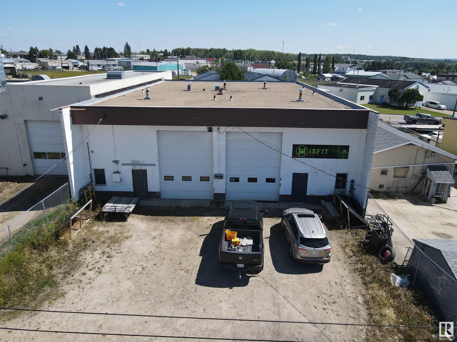 5516 53 Av Property Photo 40