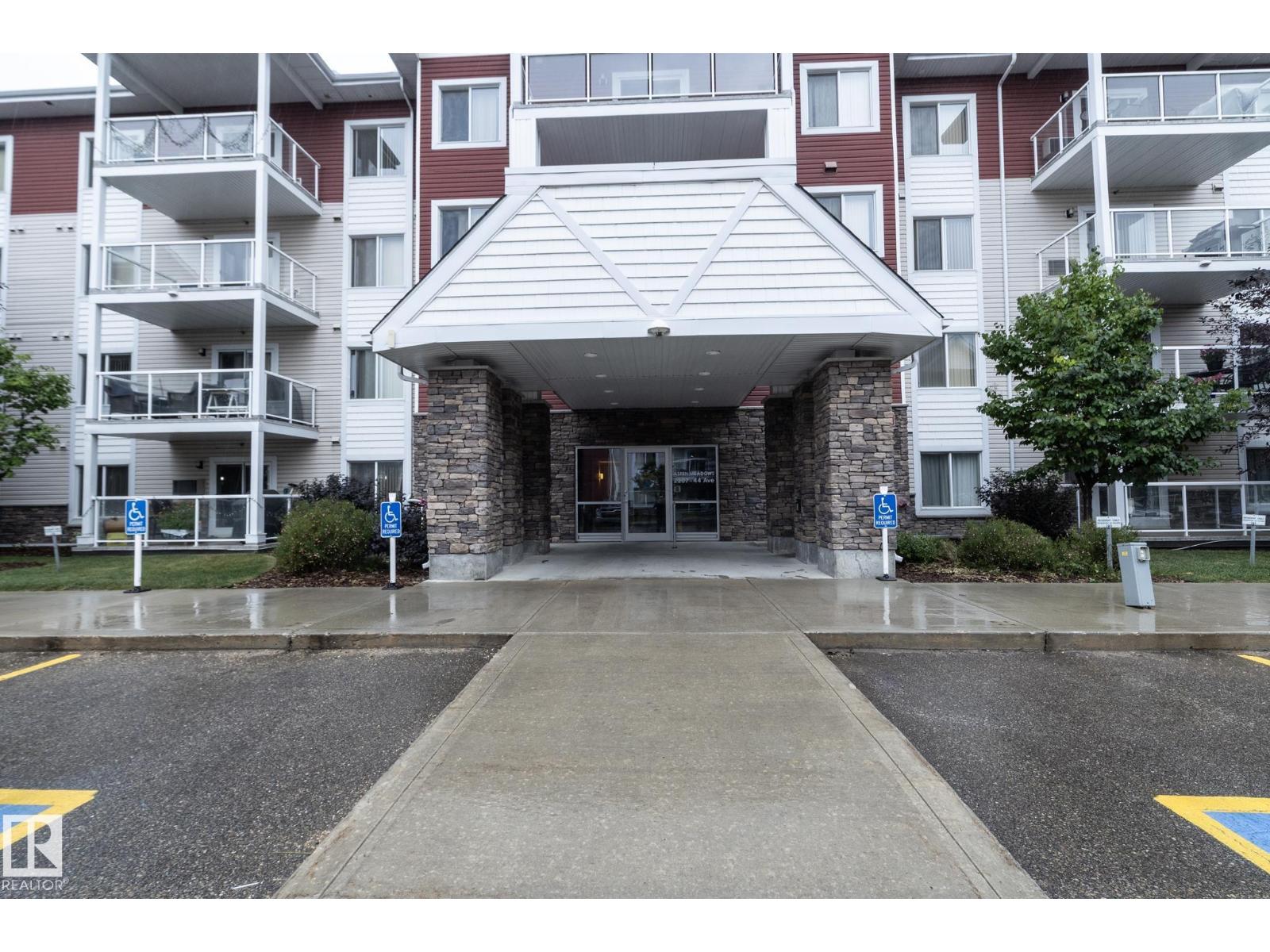 #402 2207 44 Av Nw Property Photo 1