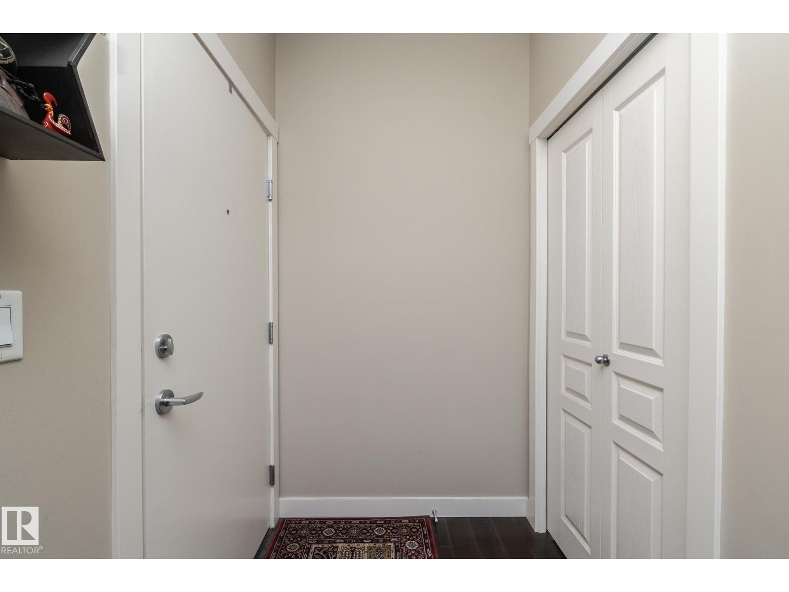 #402 2207 44 Av Nw Property Photo 4