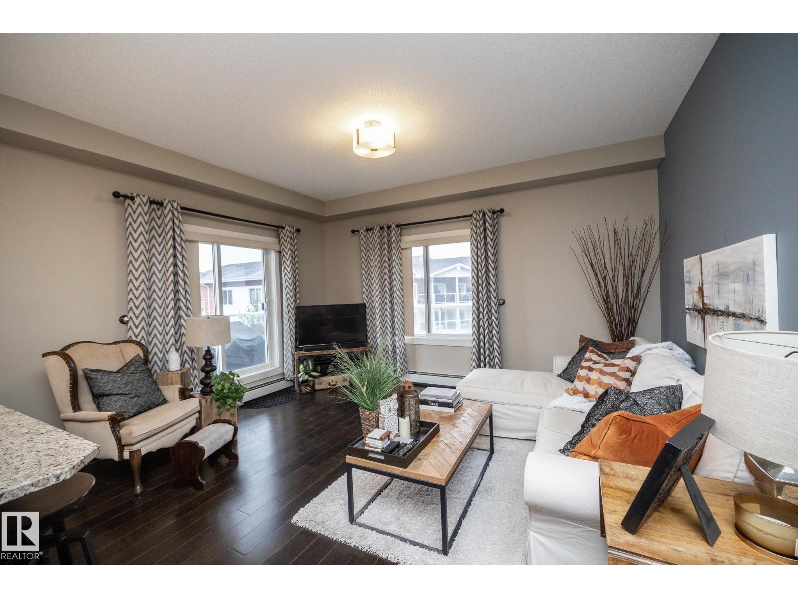 #402 2207 44 Av Nw Property Photo 21