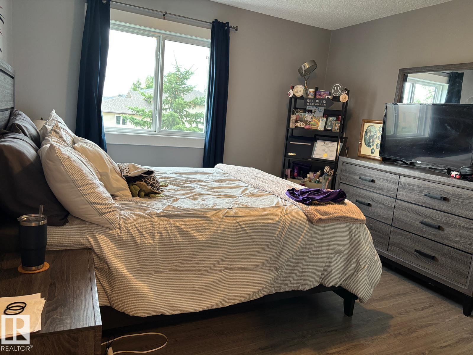 #209 5705 51 St Property Photo 13