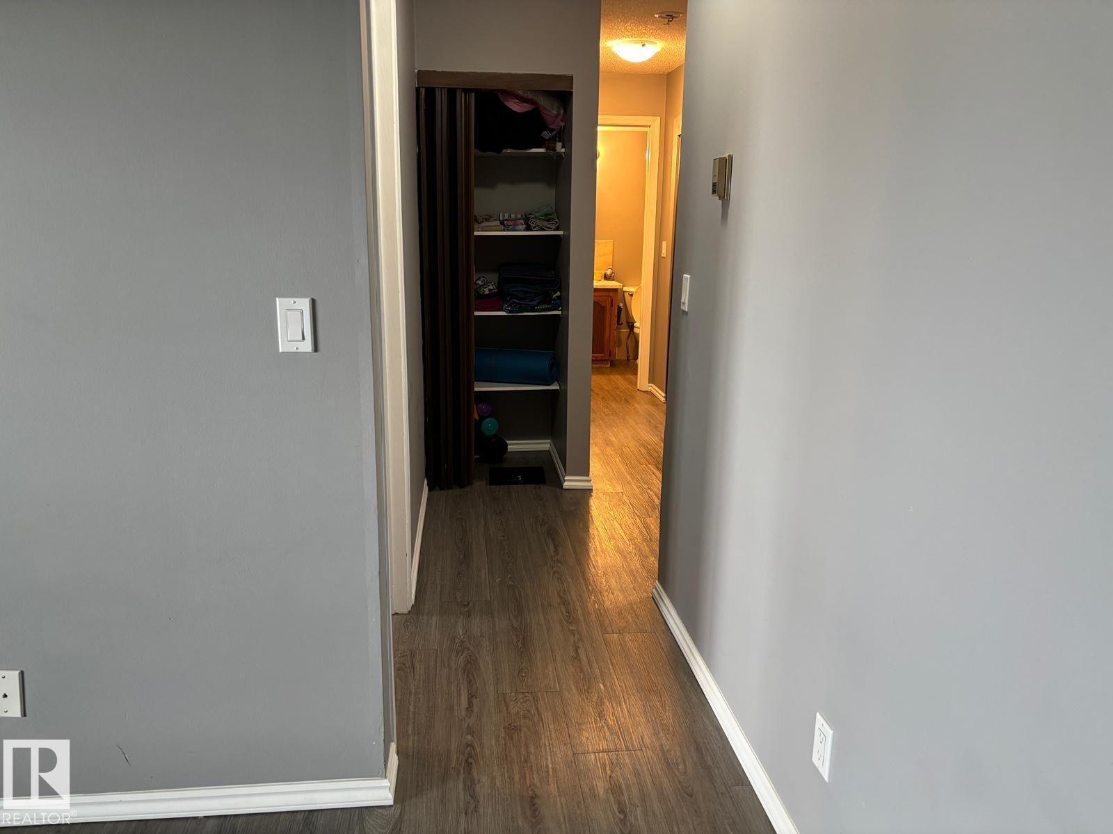 #209 5705 51 St Property Photo 14
