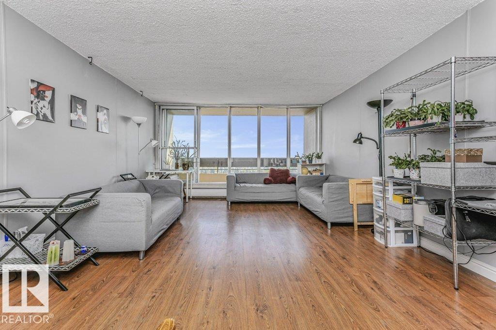 #143 8735 165 ST NW Property Photo 1
