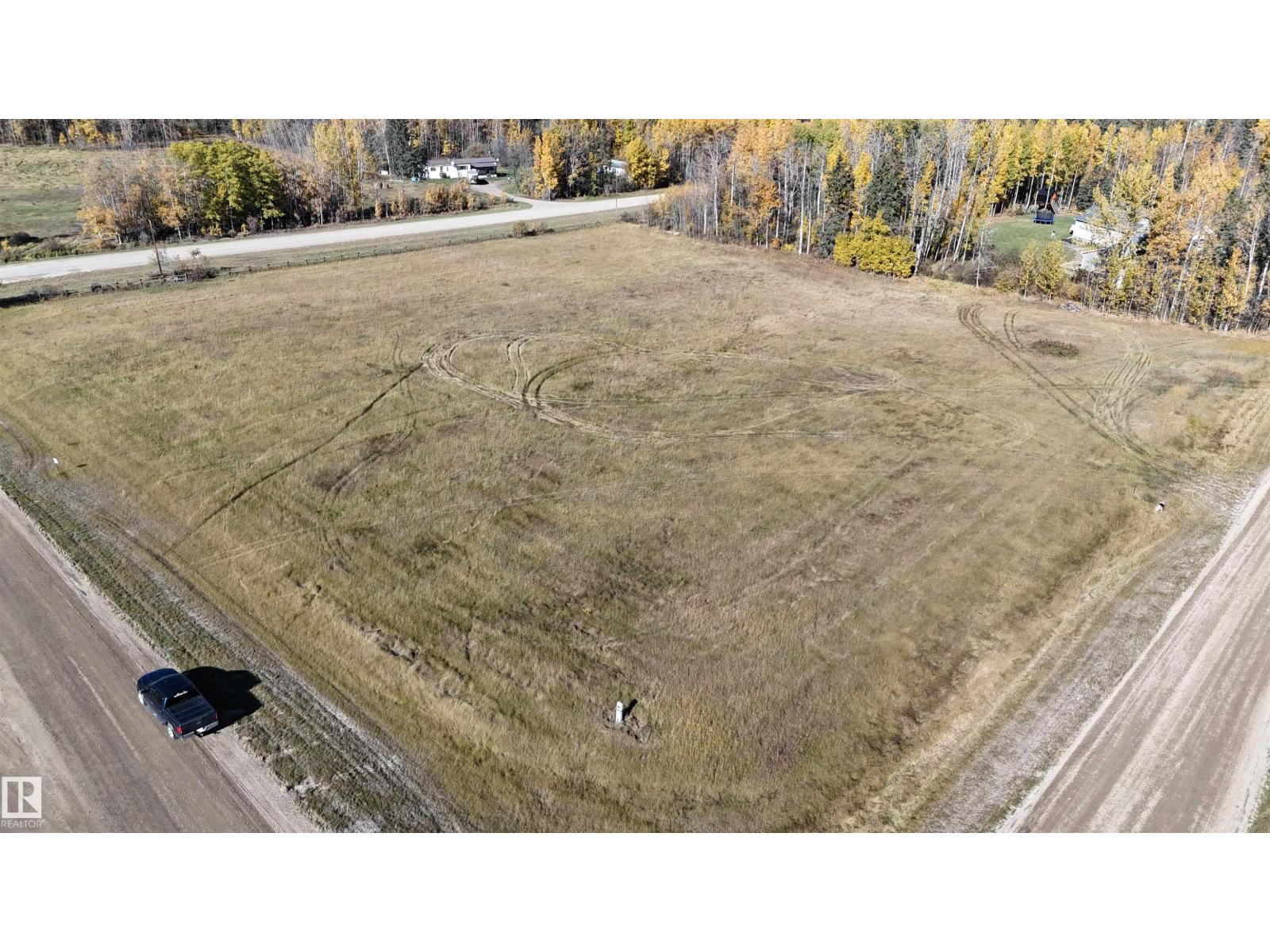 102 49505 Rr 80 Property Photo 2