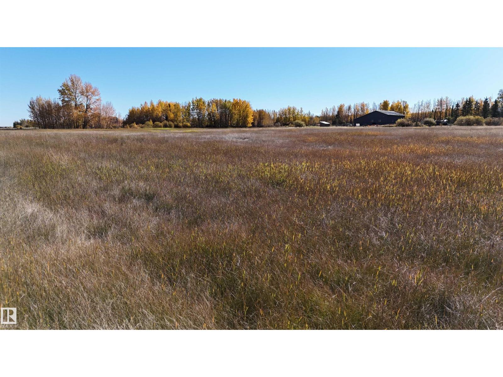 #2 49505 Rr 80 Property Photo 4