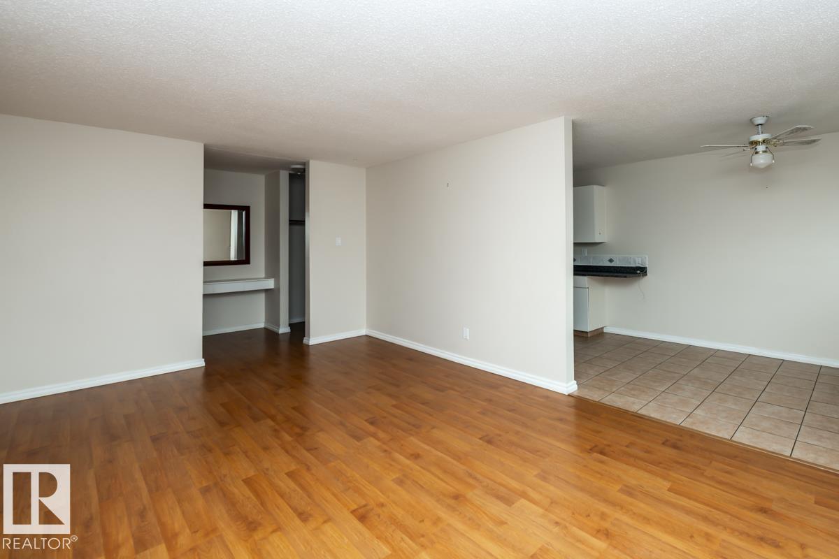 #301 7204 81 Av Nw Property Photo 10