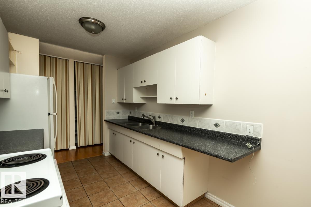 #301 7204 81 Av Nw Property Photo 11