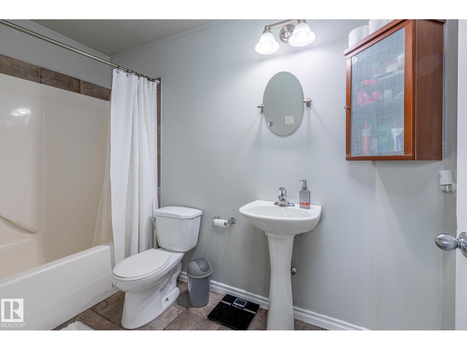 #208 10118 95 St Nw Property Photo 23