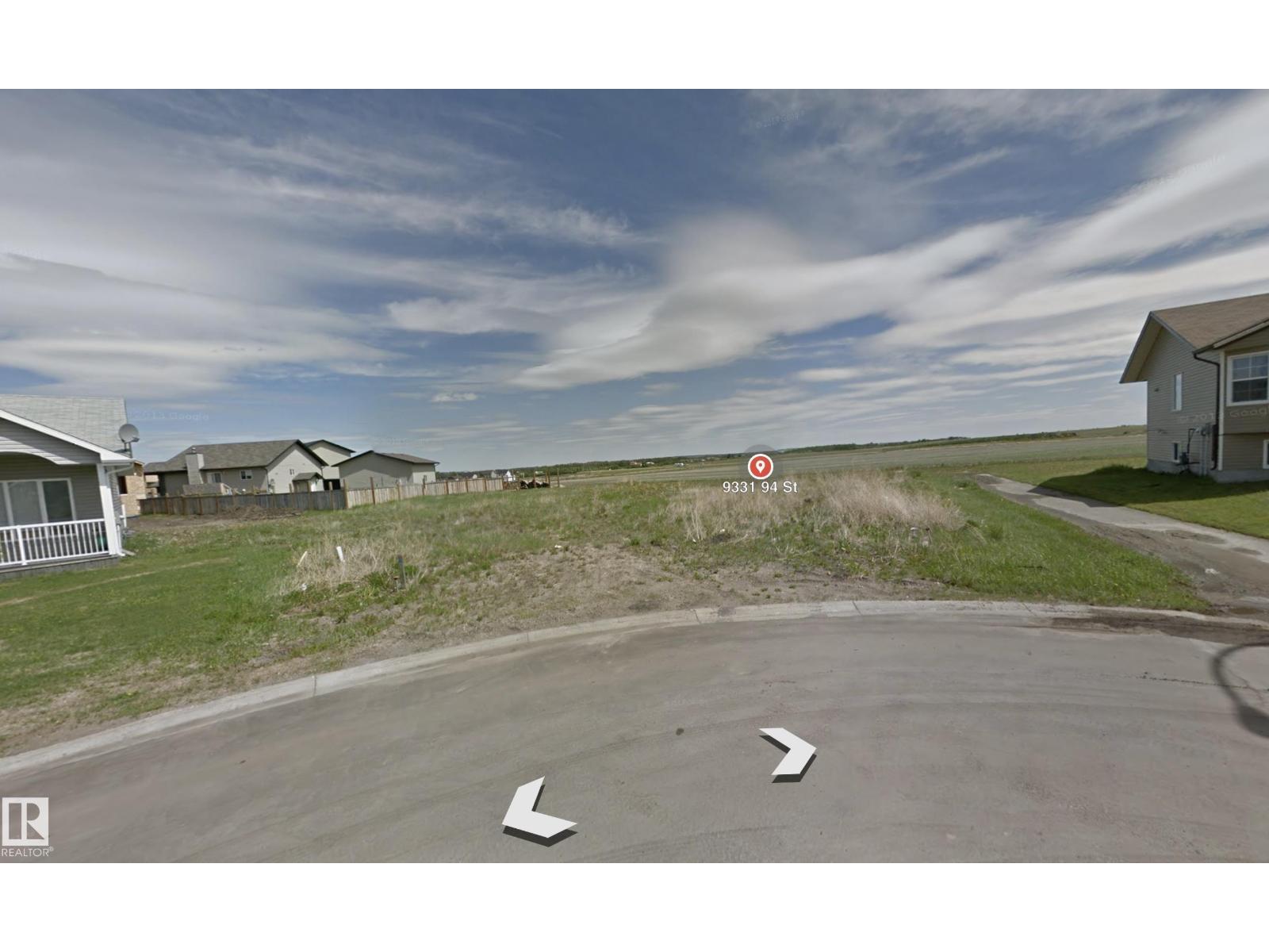9331 94 Street Property Photo 1
