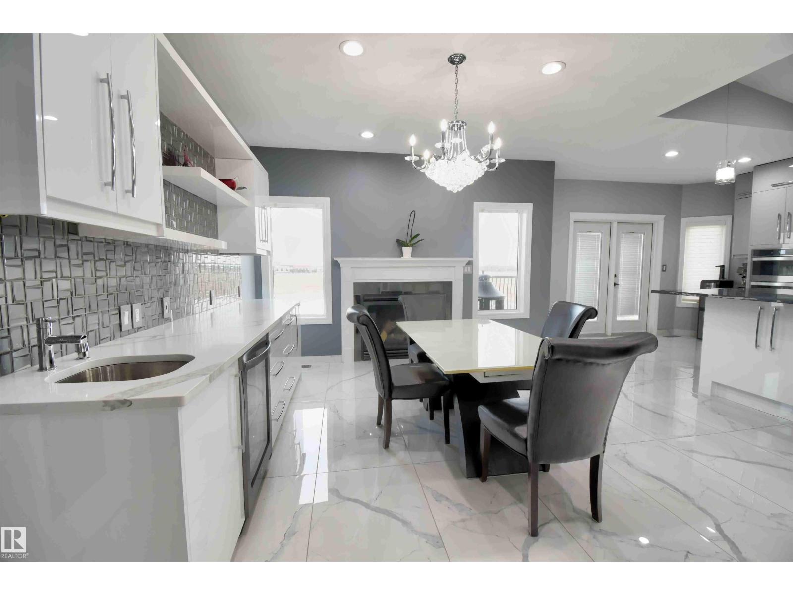 4409 44 St Property Photo 11