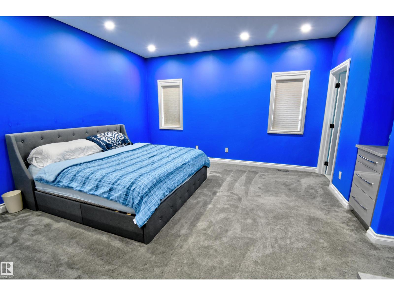 4409 44 St Property Photo 18