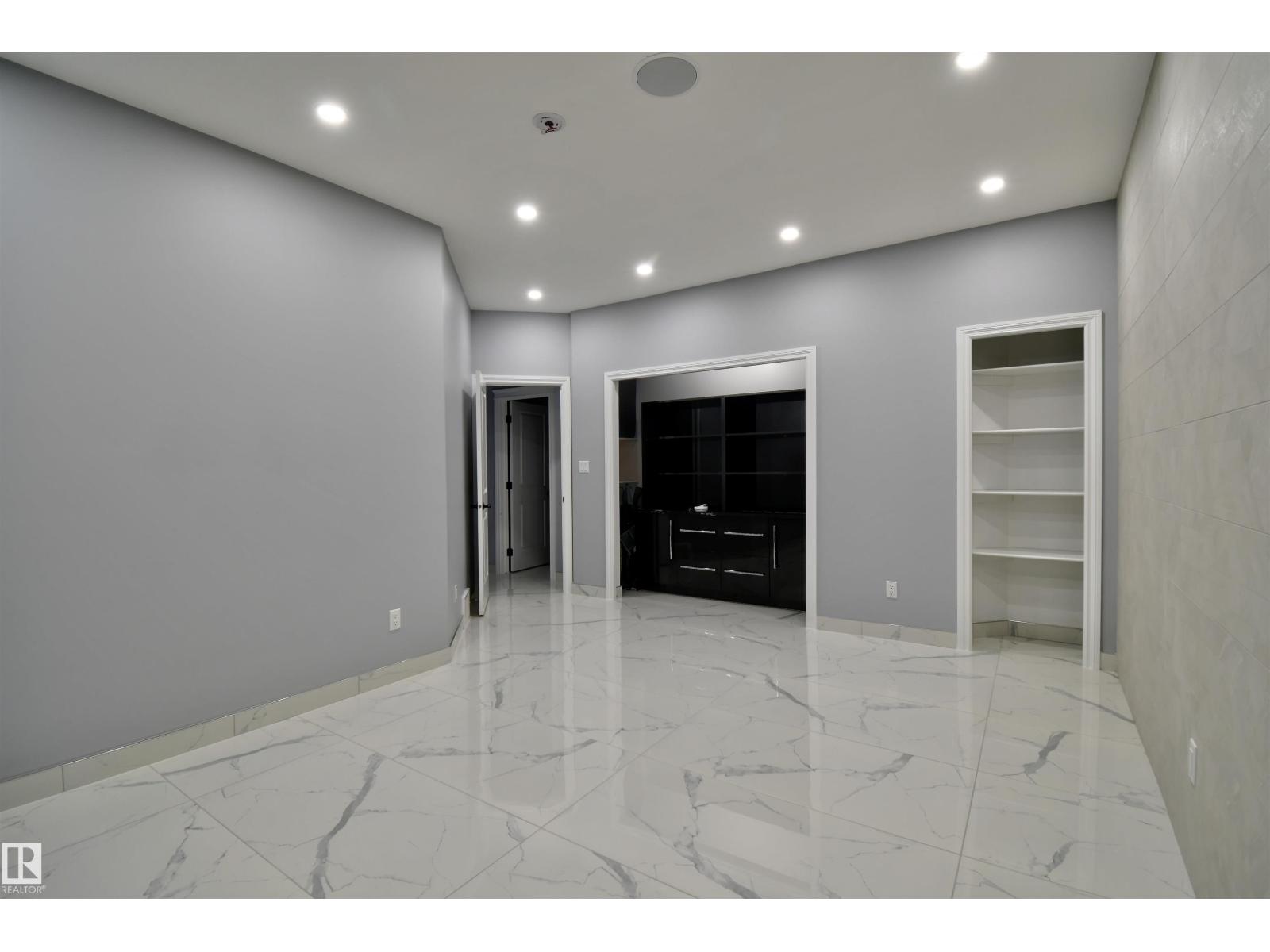 4409 44 St Property Photo 22
