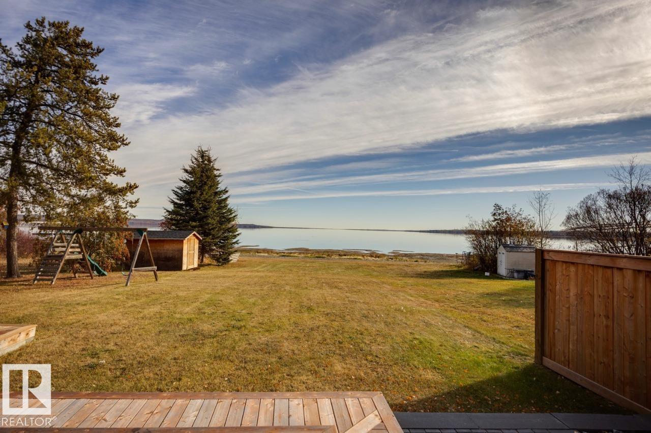 129 1 Av Property Photo 3