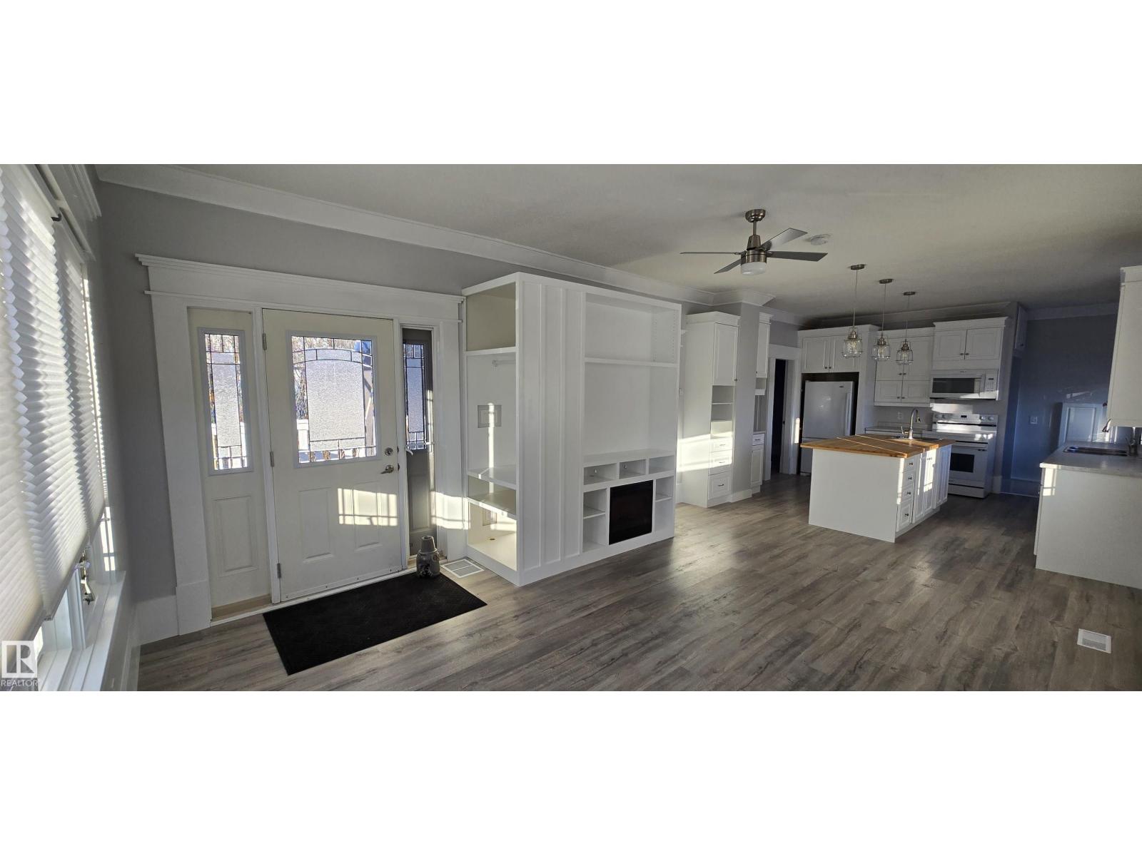 5023 53 St Property Photo 18