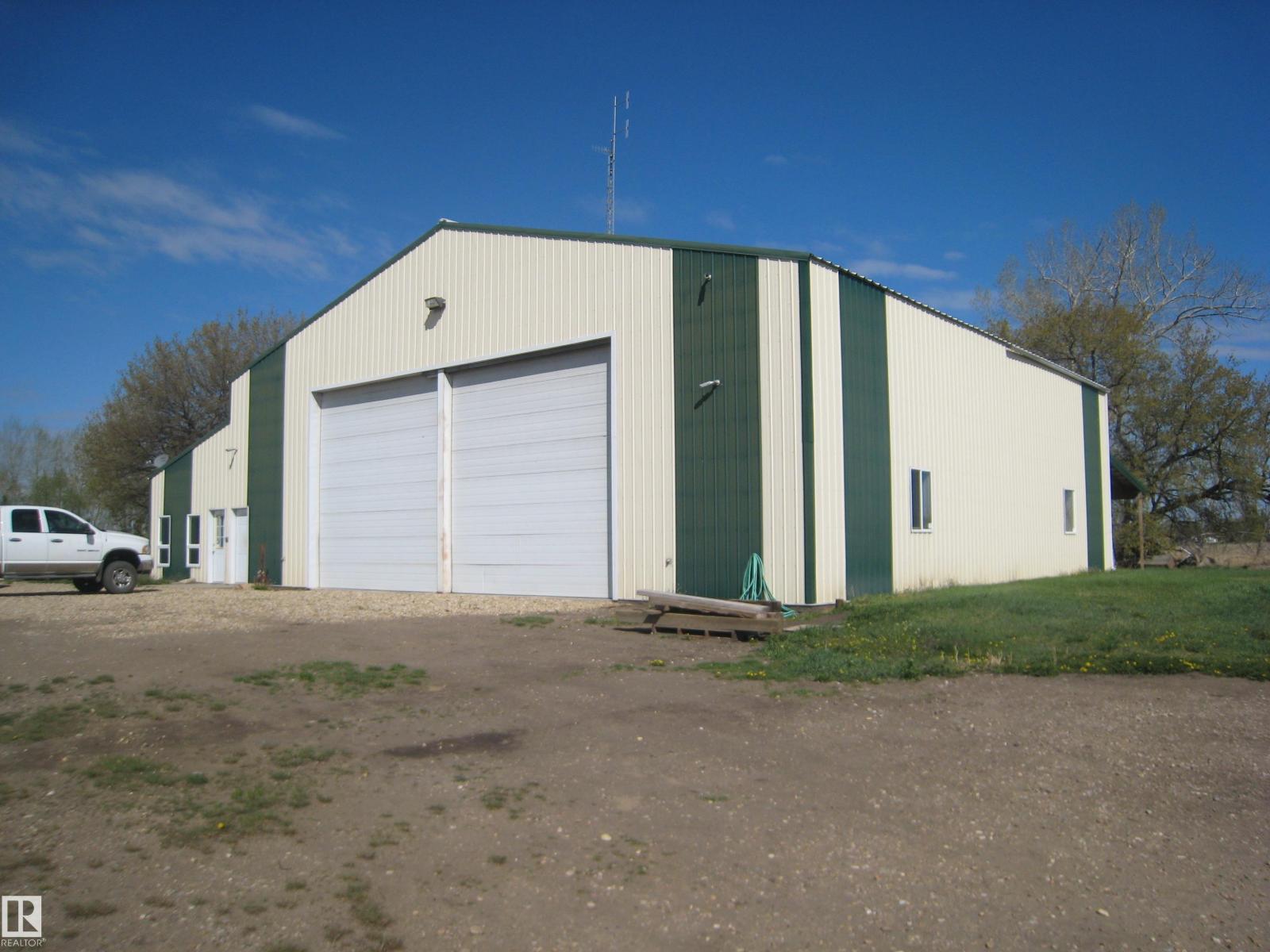 #17 470026 243a Property Photo 1