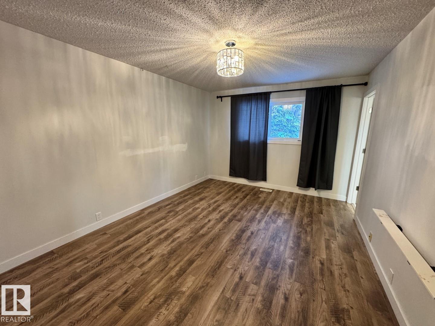 18404 66 Av Nw Property Photo 8