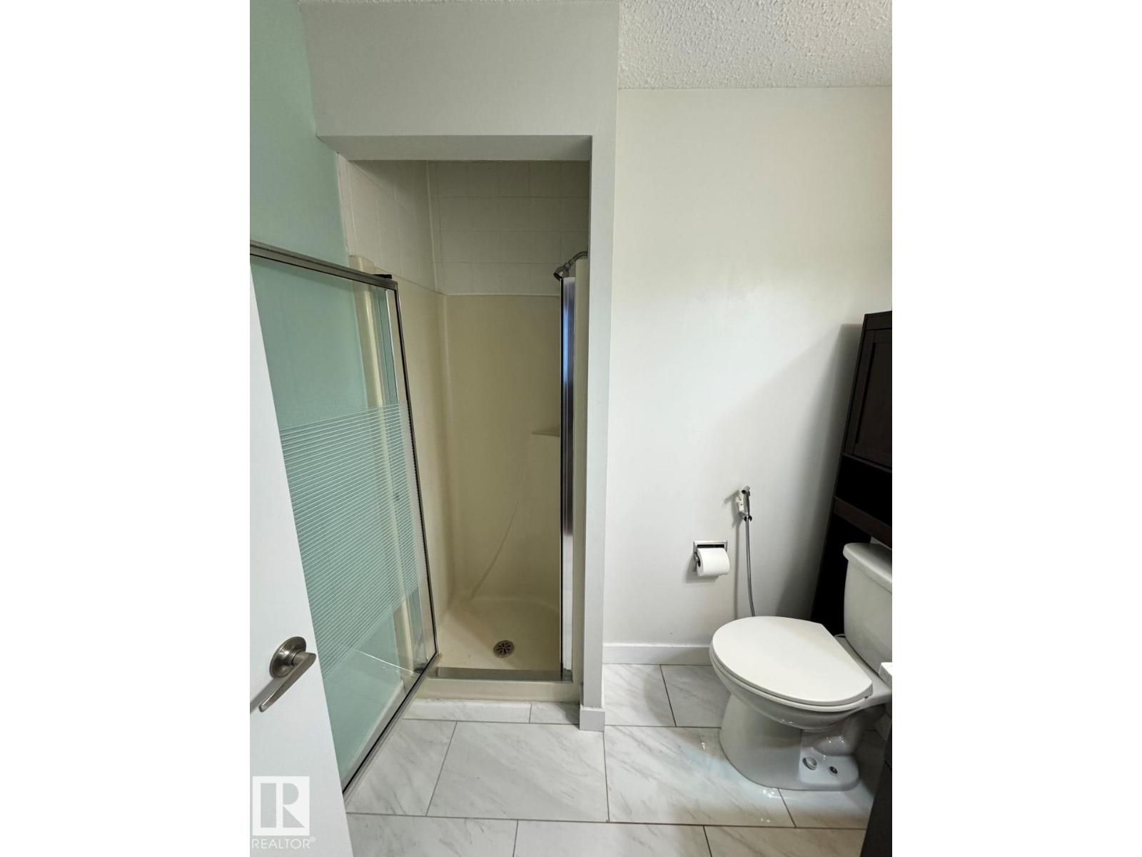 18404 66 Av Nw Property Photo 11