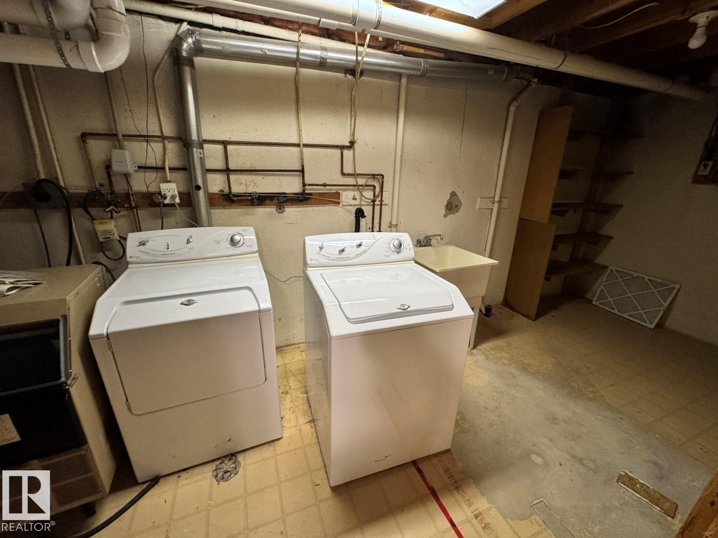 18404 66 Av Nw Property Photo 27