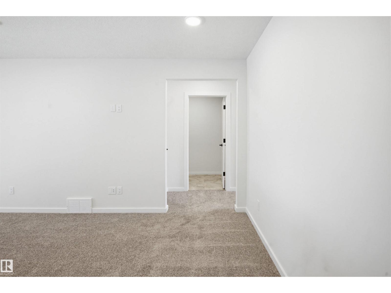 2535 211 St Nw Property Photo 34
