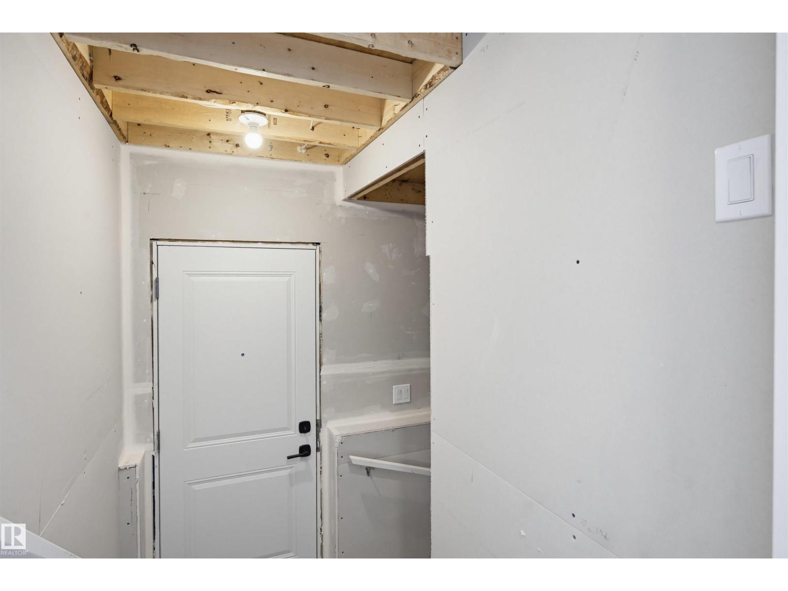 2535 211 St Nw Property Photo 40