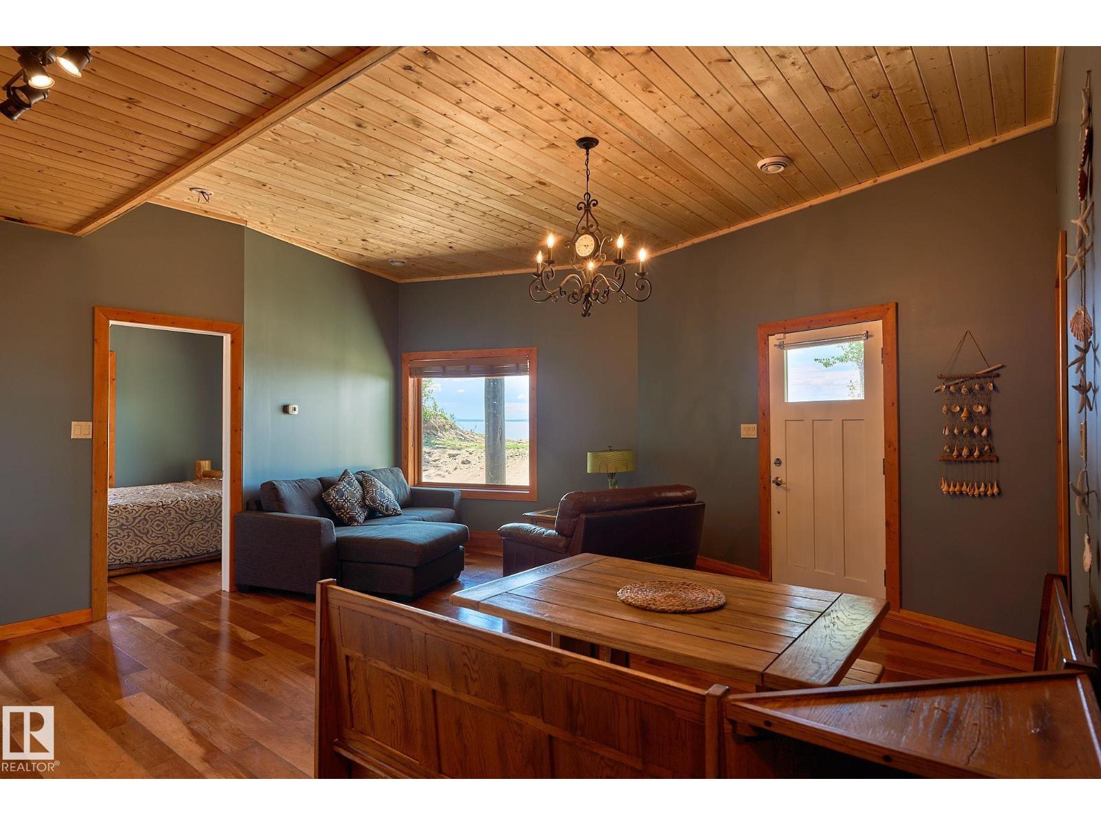 9 Upper Cr Property Photo 19