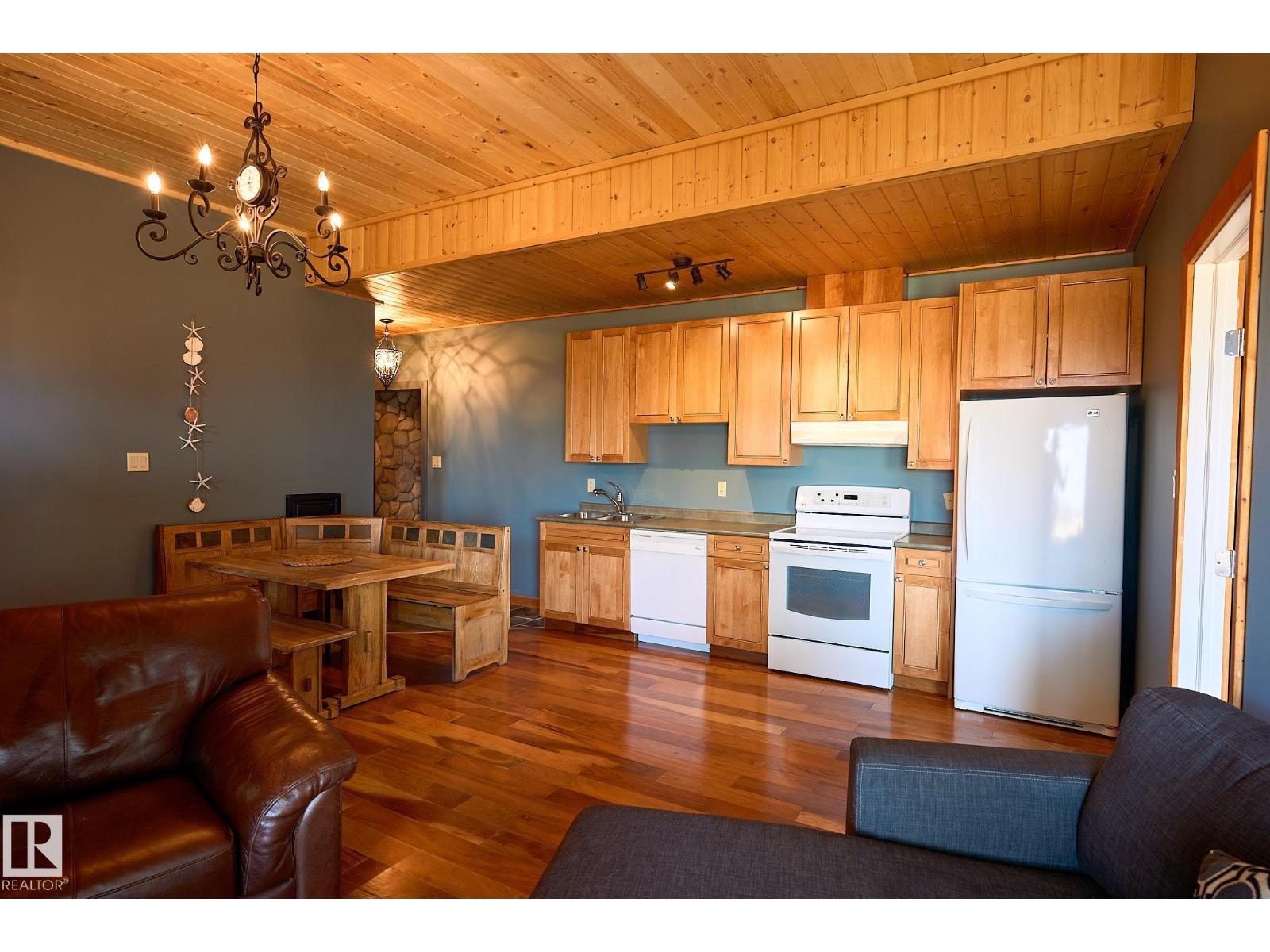 9 Upper Cr Property Photo 20