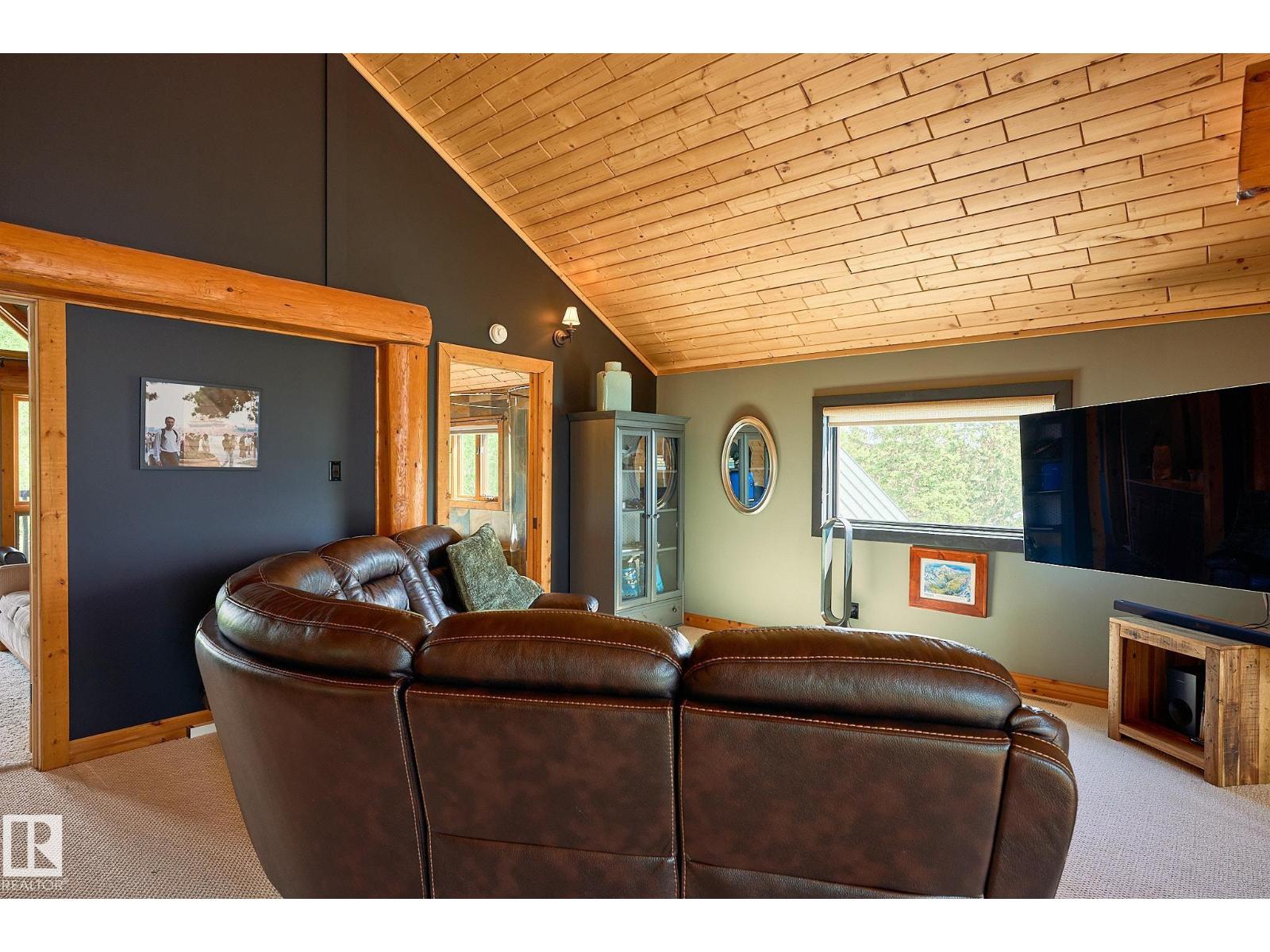 9 Upper Cr Property Photo 40