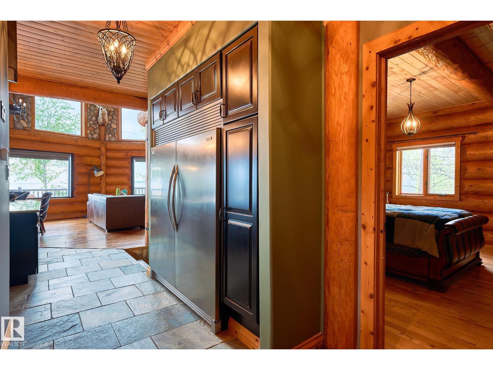 9 Upper Cr Property Photo 53