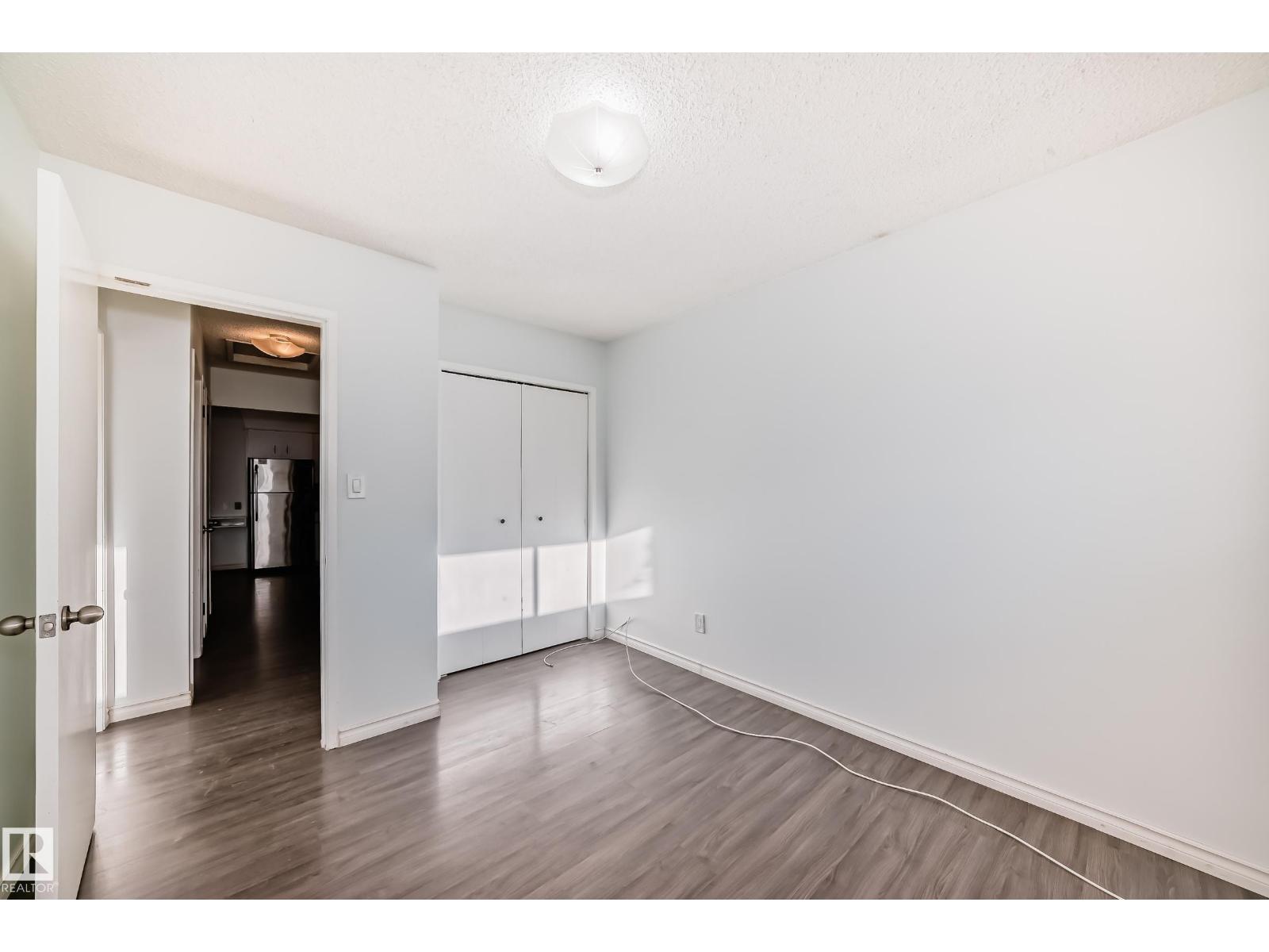 9623/9625 73 Av Nw Nw Property Photo 21