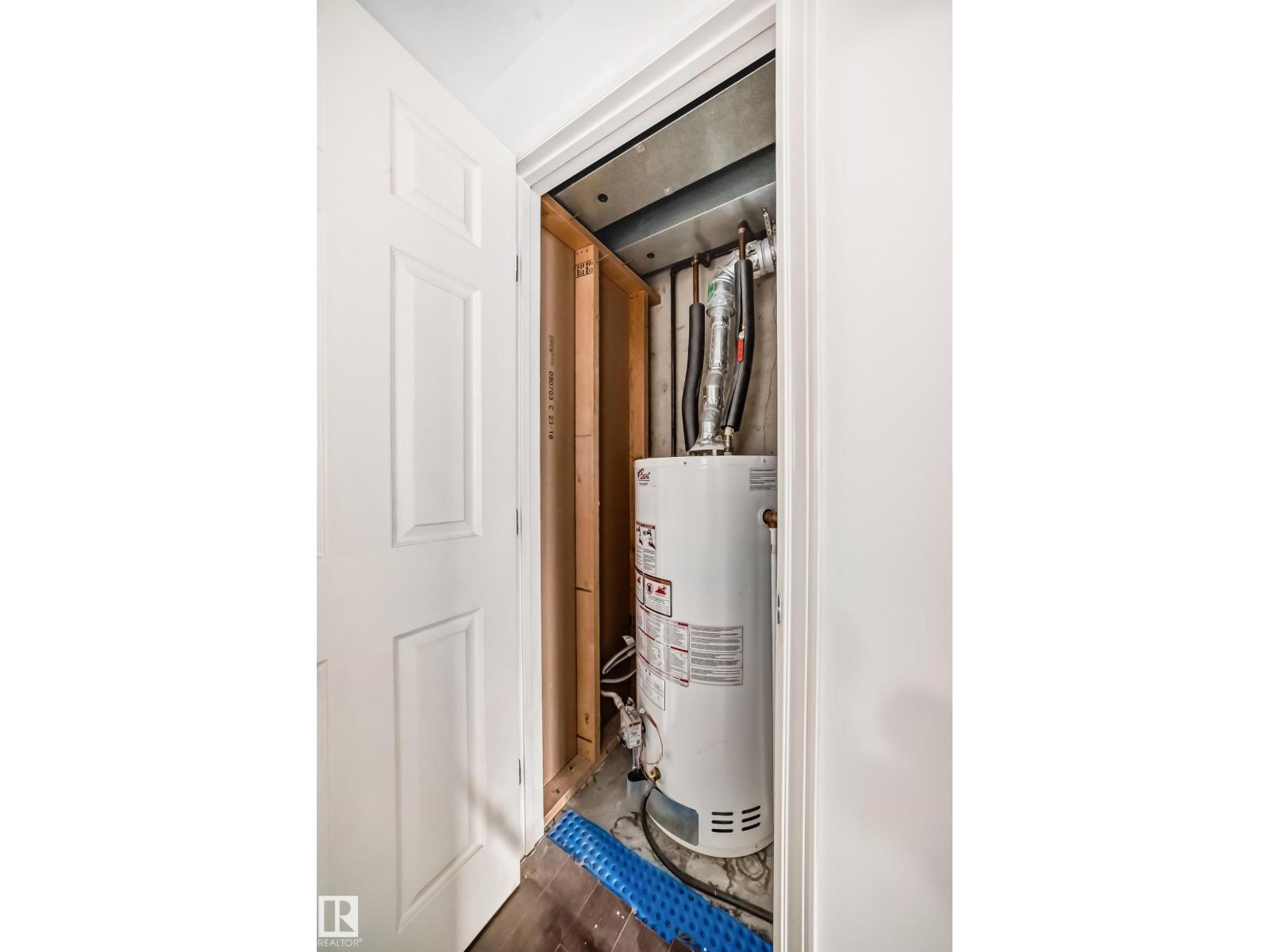 9623/9625 73 Av Nw Nw Property Photo 52