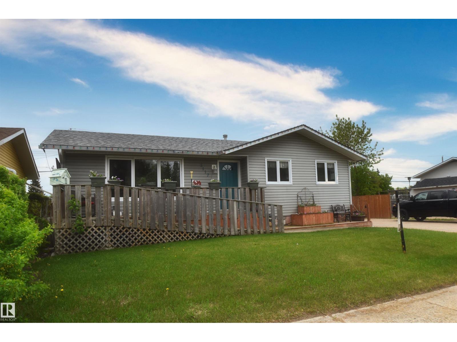 5117 54 Av Property Photo 1