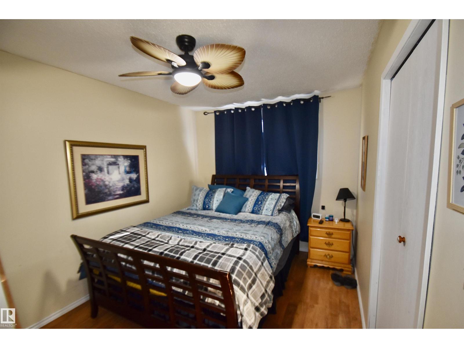 5117 54 Av Property Photo 17