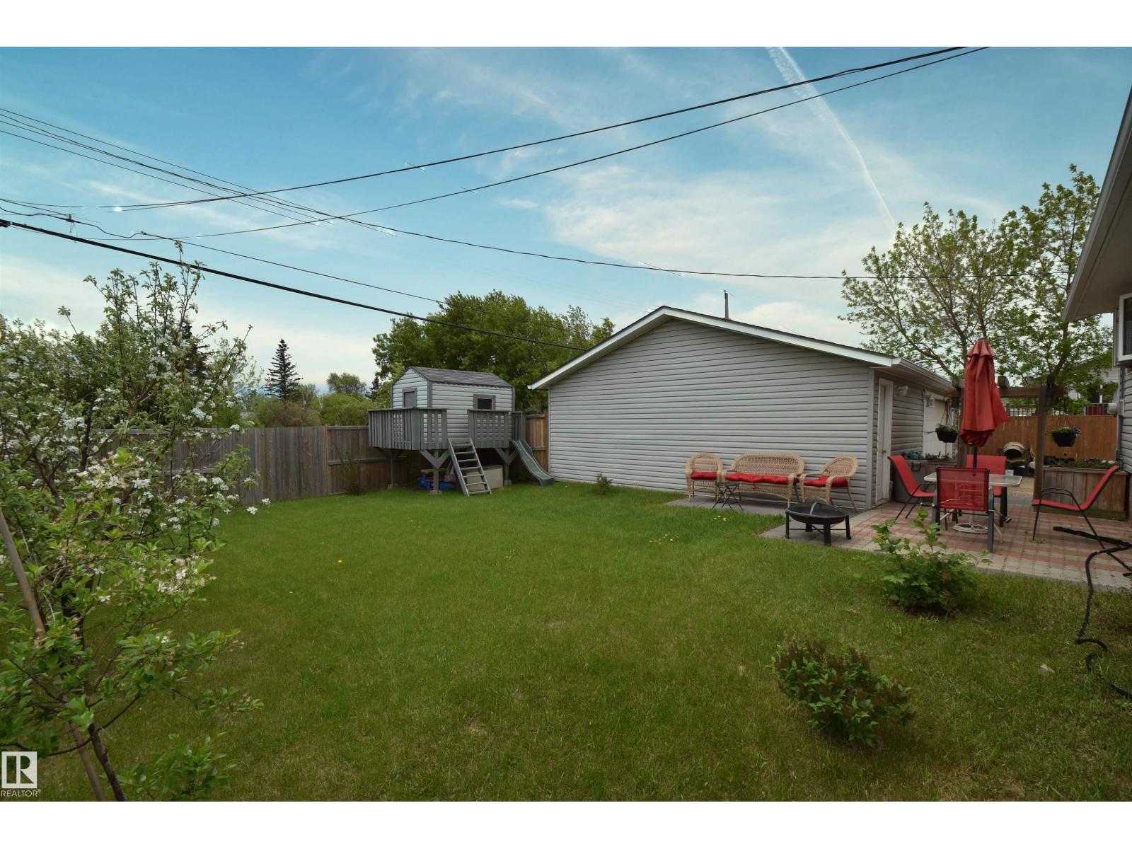 5117 54 Av Property Photo 26