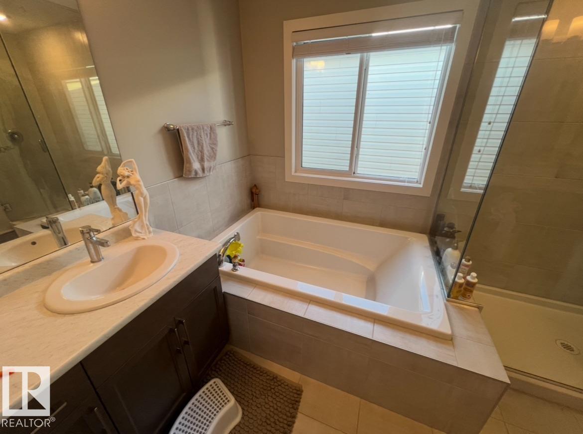 1539 200 St Nw Property Photo 9