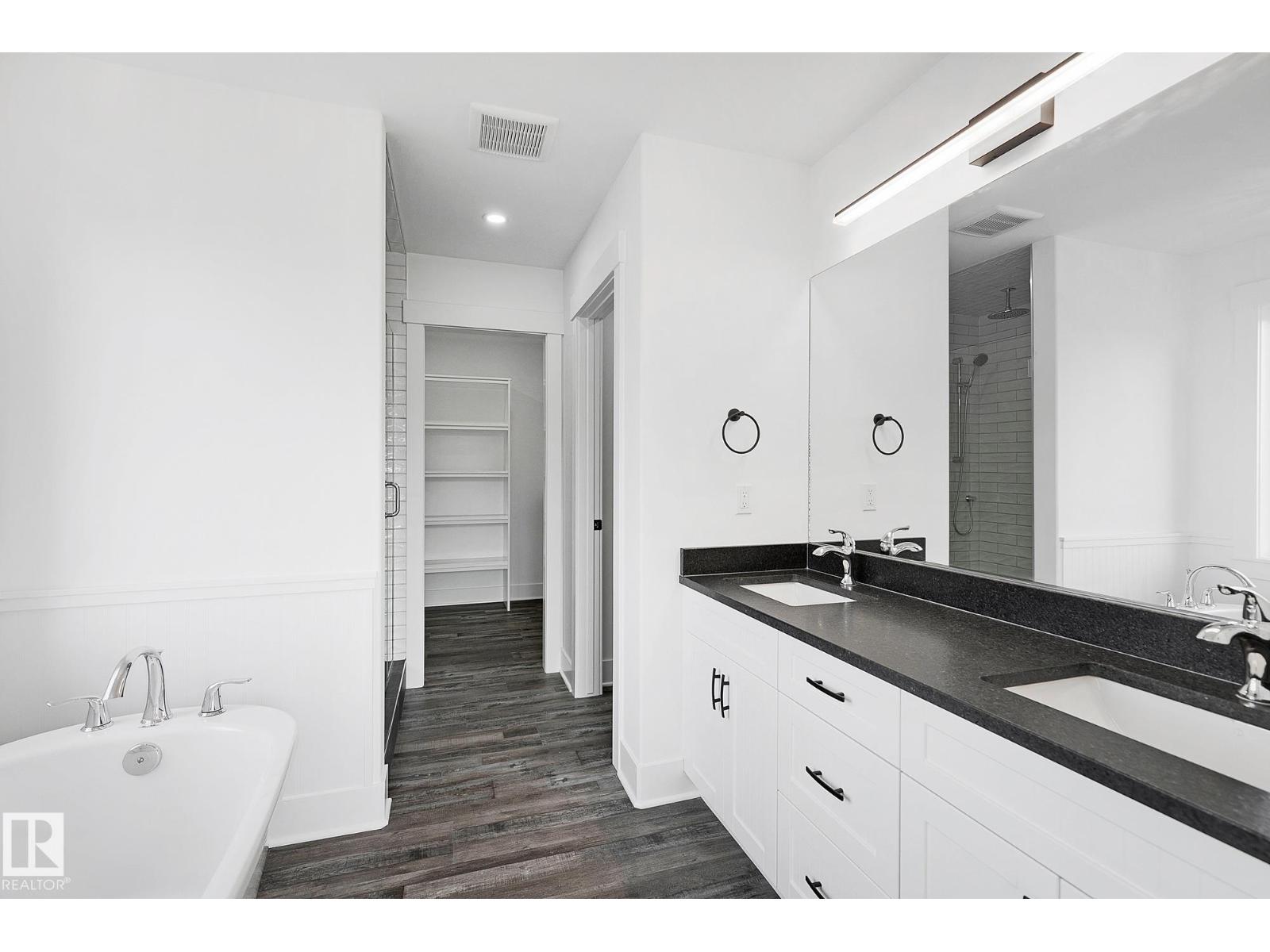 6 52019 Rge Rd 20 Property Photo 46
