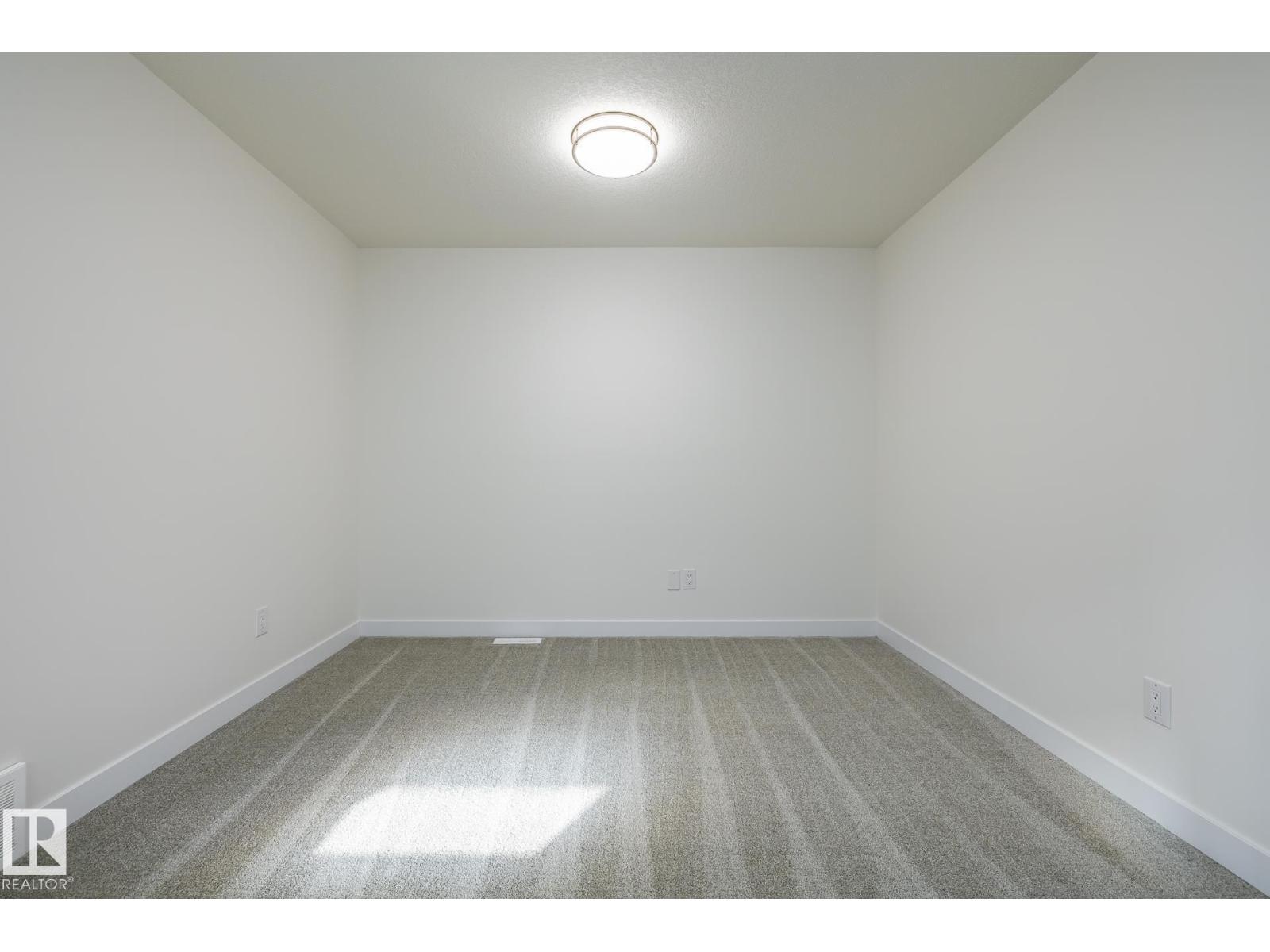1531 211 St Nw Property Photo 13