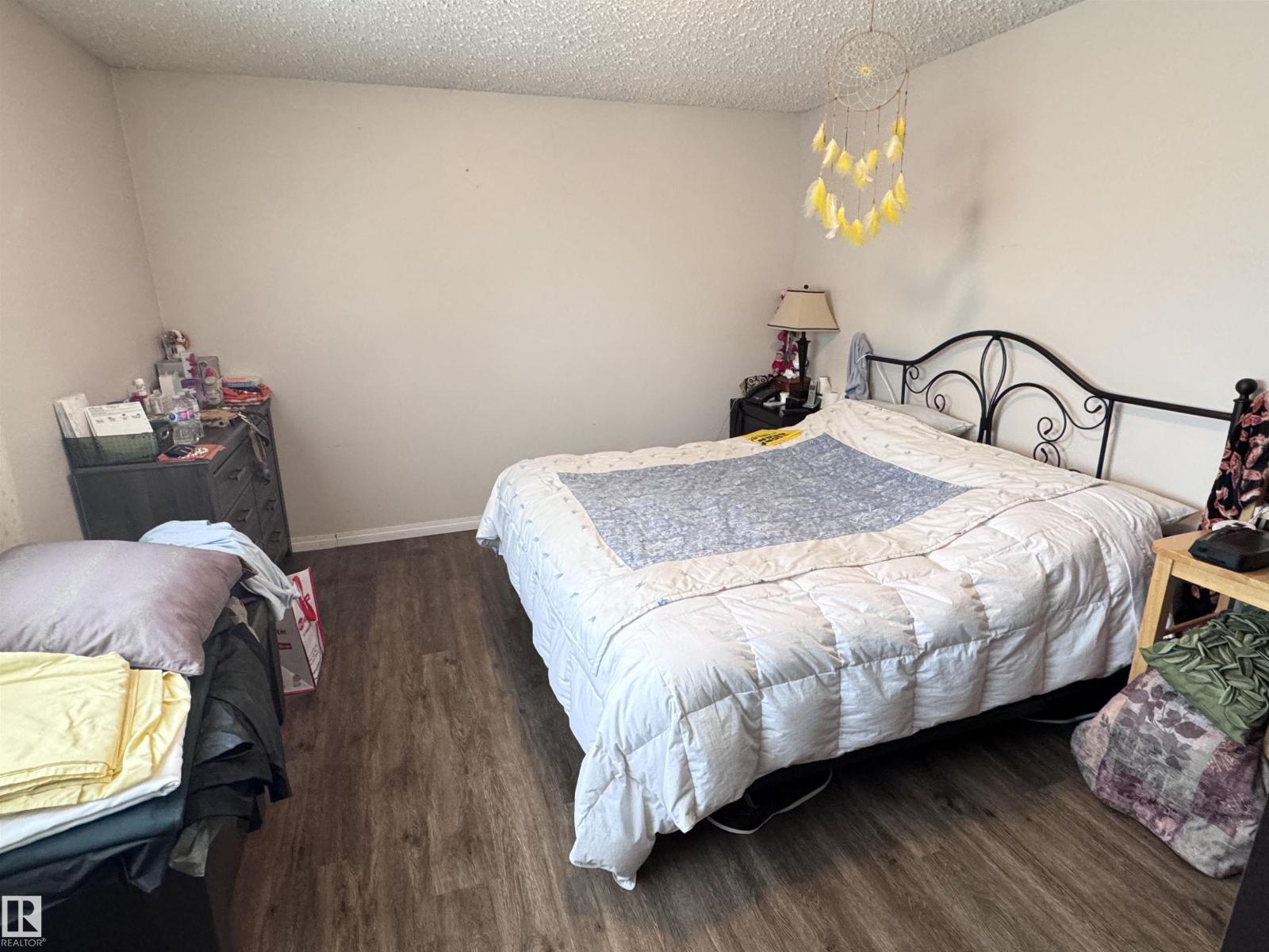 10503 110 St Property Photo 15