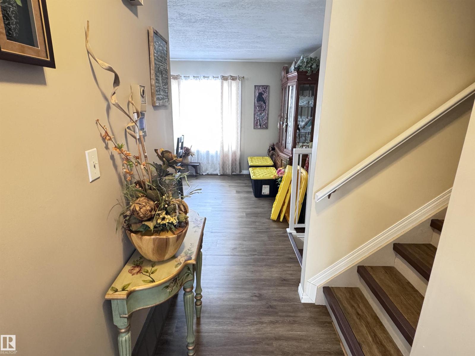 10503 110 St Property Photo 19