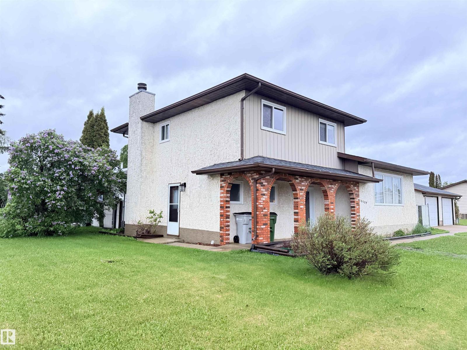10503 110 St Property Photo 32