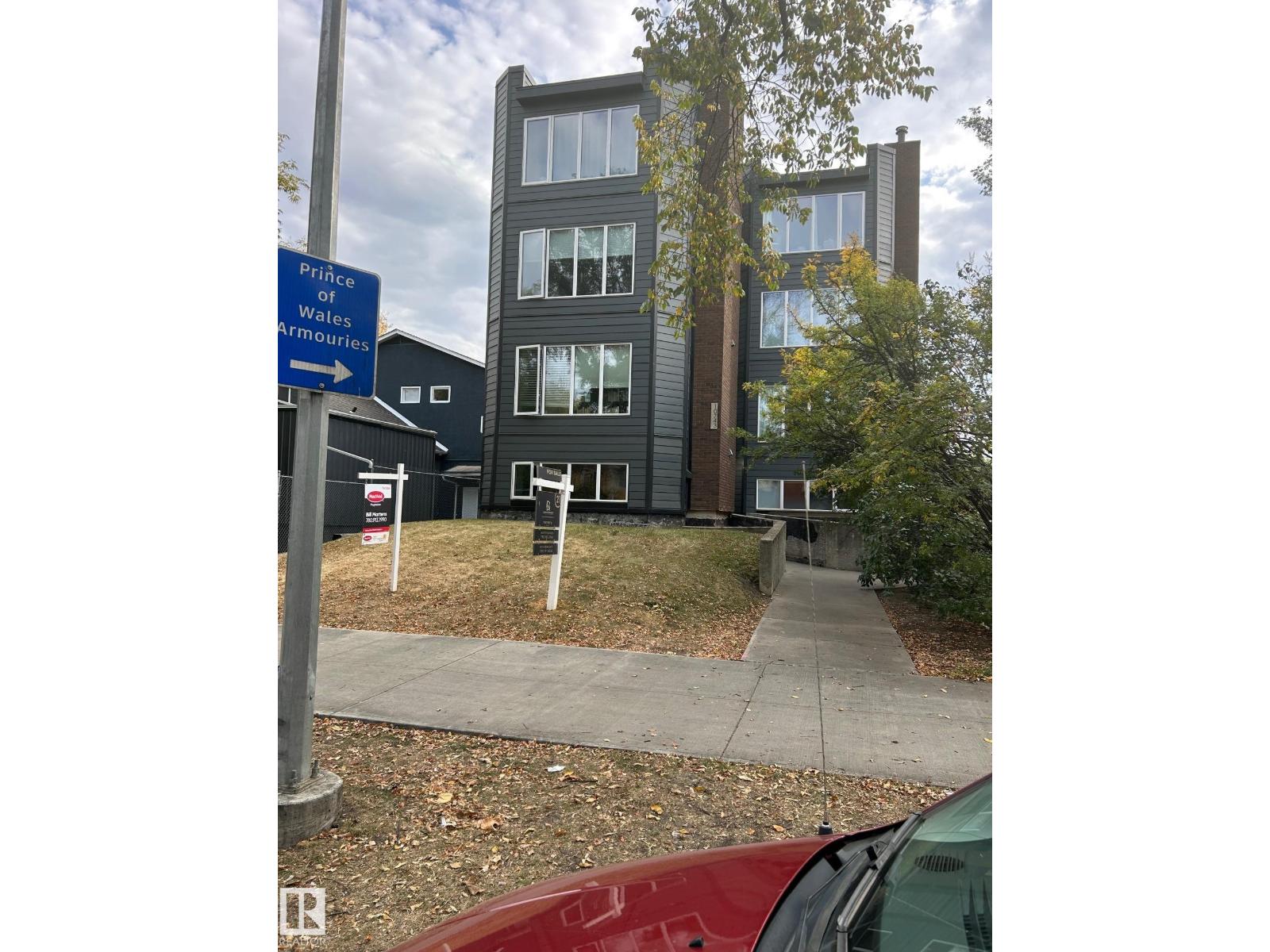 #401 10743 107 ST NW NW