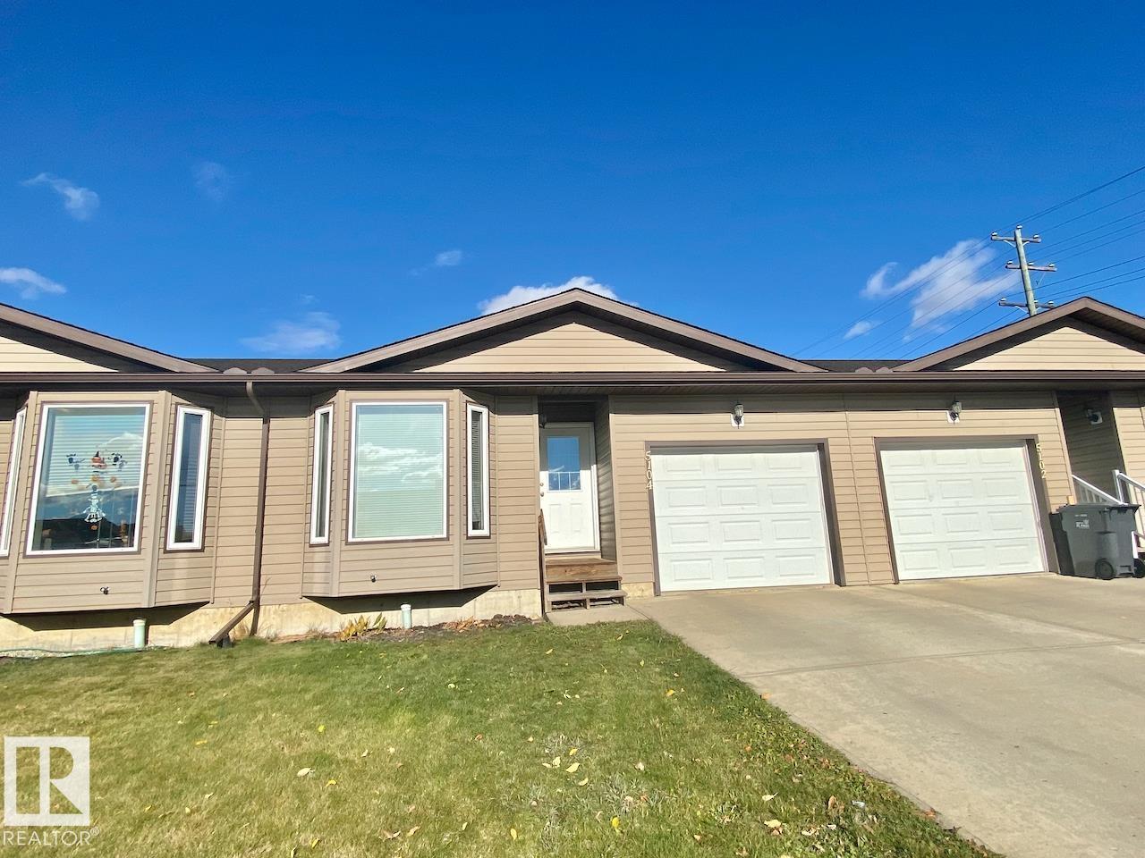 5104 51 Av Property Photo 1