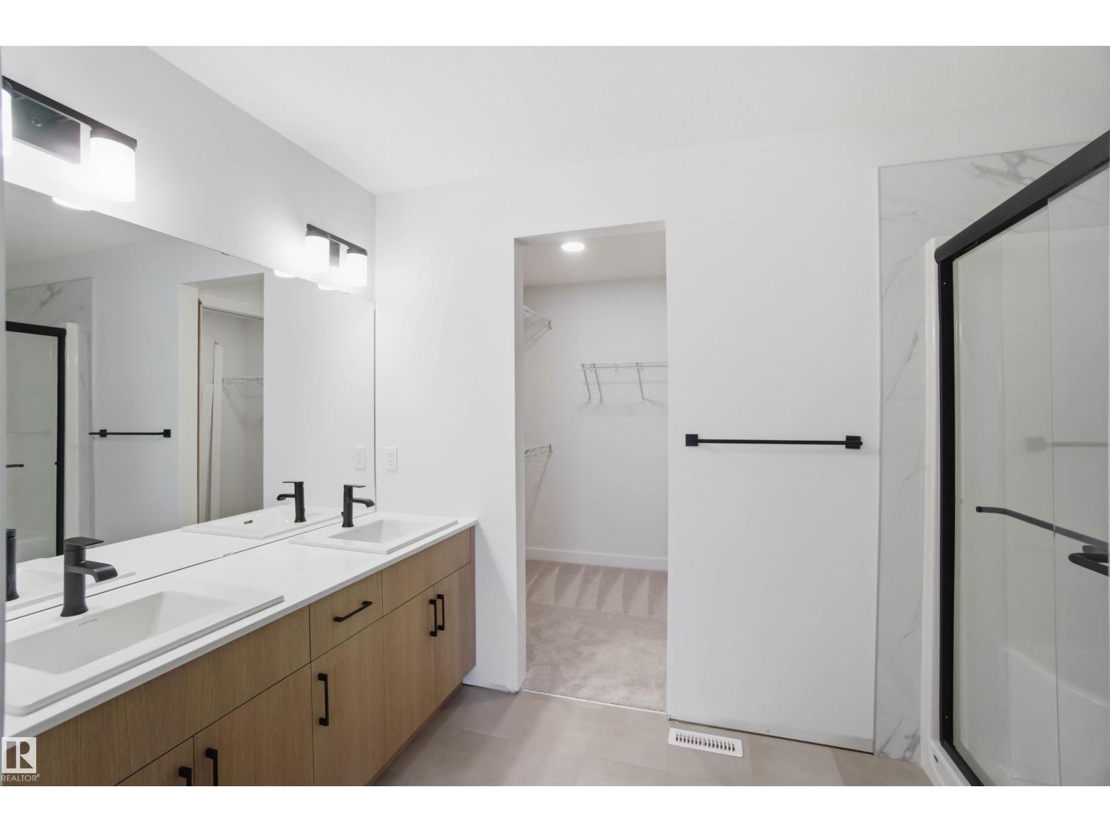 19348 29 Av Nw Property Photo 14